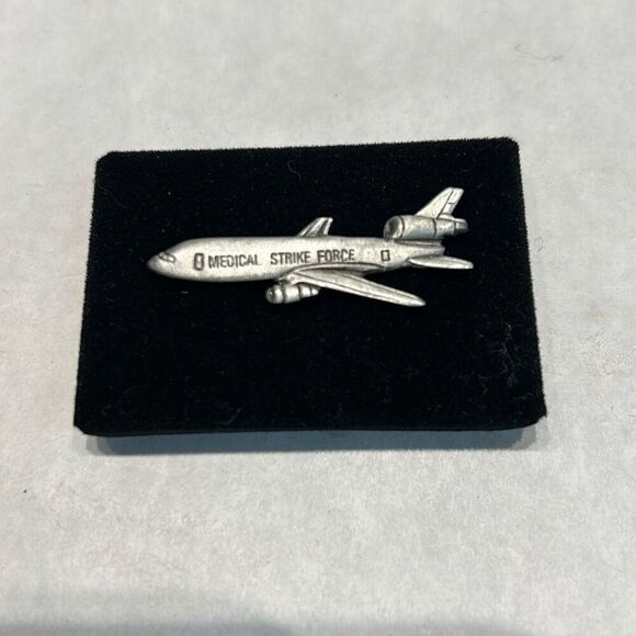 Vtg Airplane Medical Strike Force Lapel Pin DC-10 Silver Tone Jet Clutch Back - Picture 1 of 5